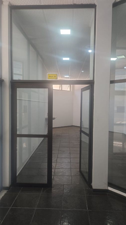 Sala Comercial - Aluguel - Centro - Itatiba - SP