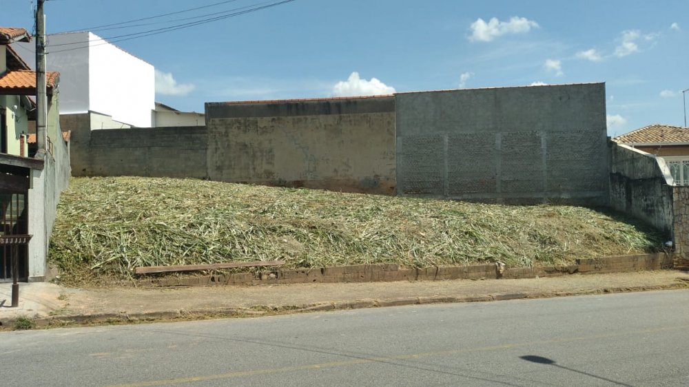 Terreno - Venda - Jardim Santa Filomena - Itatiba - SP