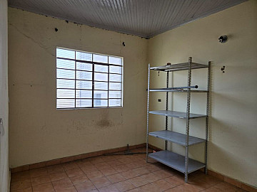 Casa Comercial a Venda no Centro