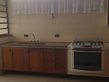 Excelente Casa para Loca��o no Centro